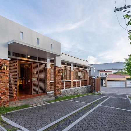 Zen Rooms Casa Lorenzo ليغاسبي المظهر الخارجي الصورة