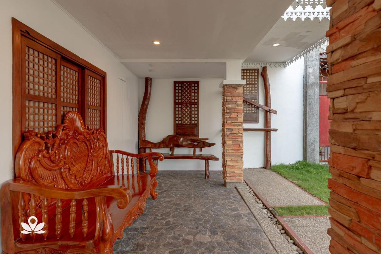 Zen Rooms Casa Lorenzo ليغاسبي المظهر الخارجي الصورة