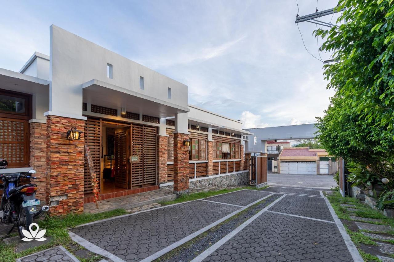 Zen Rooms Casa Lorenzo ليغاسبي المظهر الخارجي الصورة