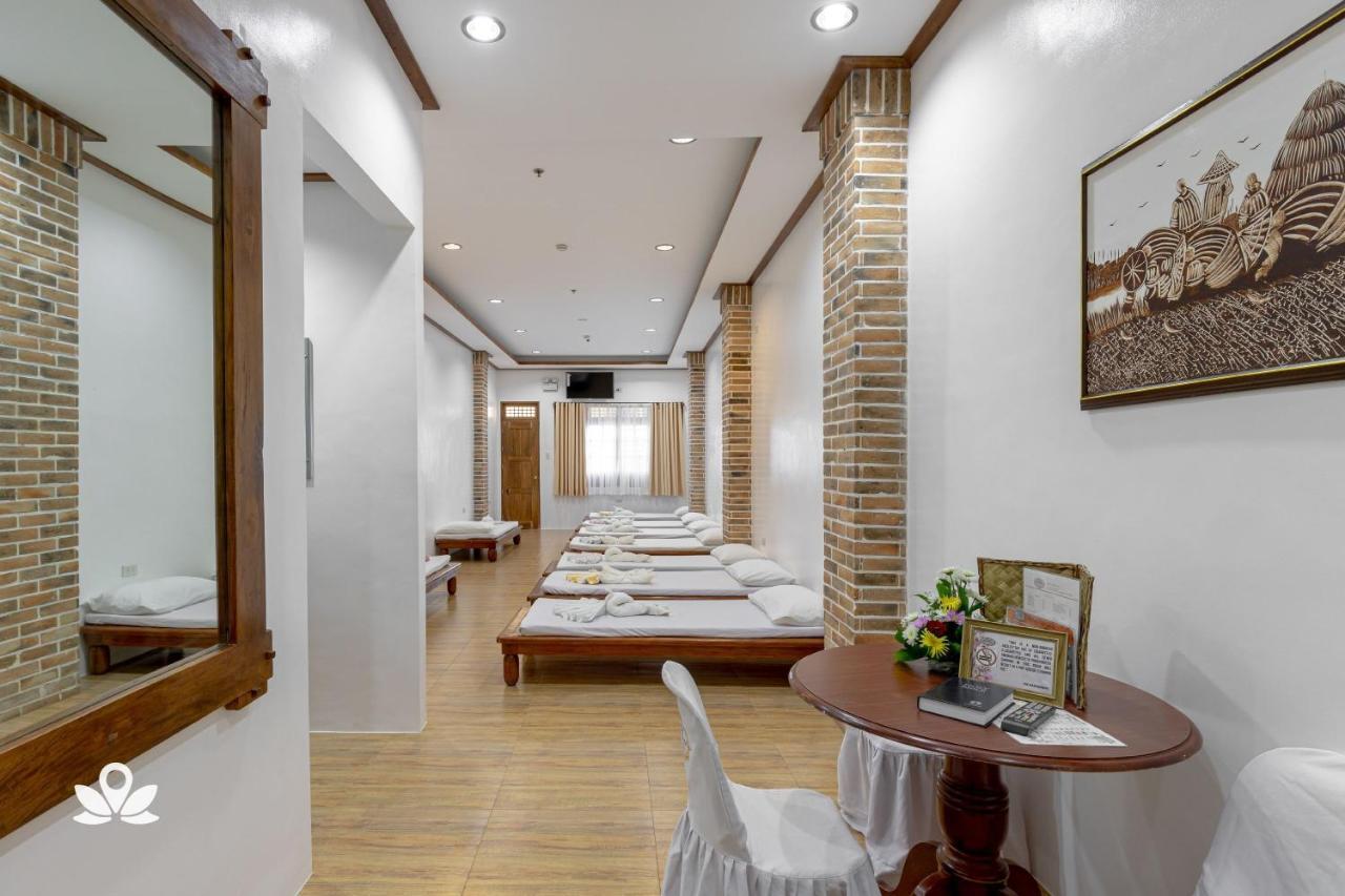Zen Rooms Casa Lorenzo ليغاسبي المظهر الخارجي الصورة